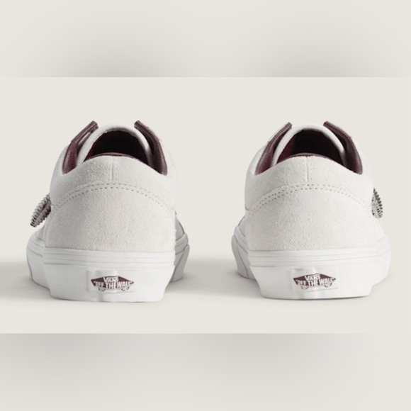 Vans Womens “Love is Pain”  Old Skool 
Blanc De Blanc White with heart charm. - Picture 4 of 5